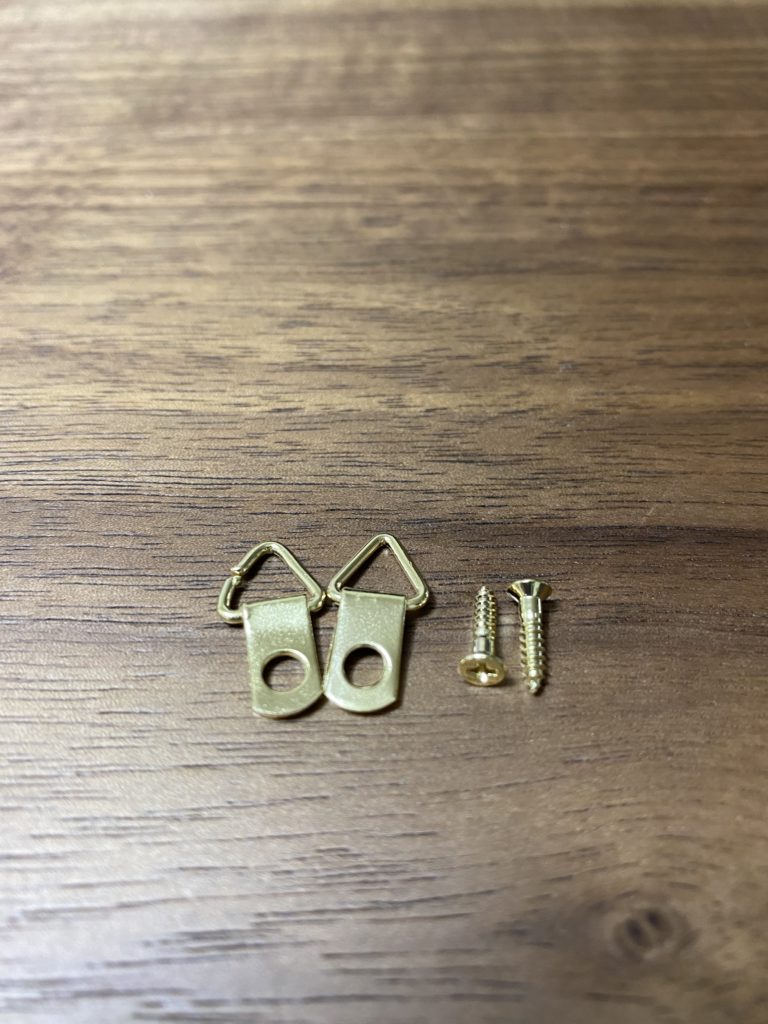 キャンパスを飾る道具